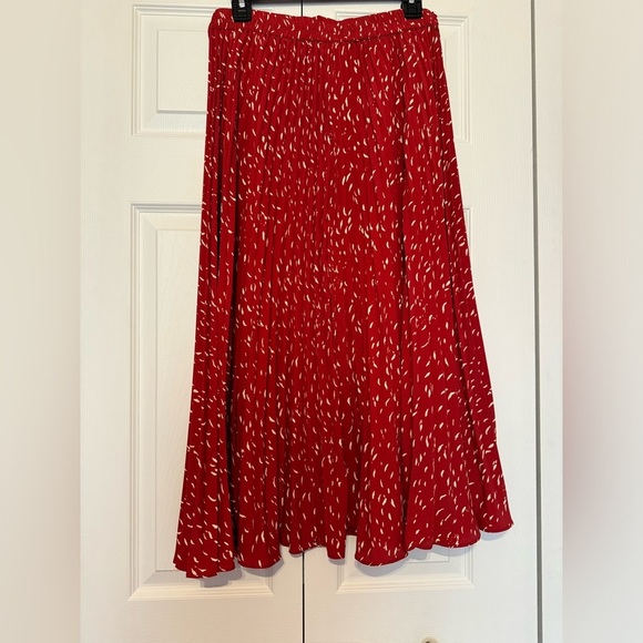 Skies are blue M red white print pleated midi fall skirt with slit and belt - Picture 3 of 7